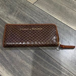 Classic Dooney & Bourke wallet